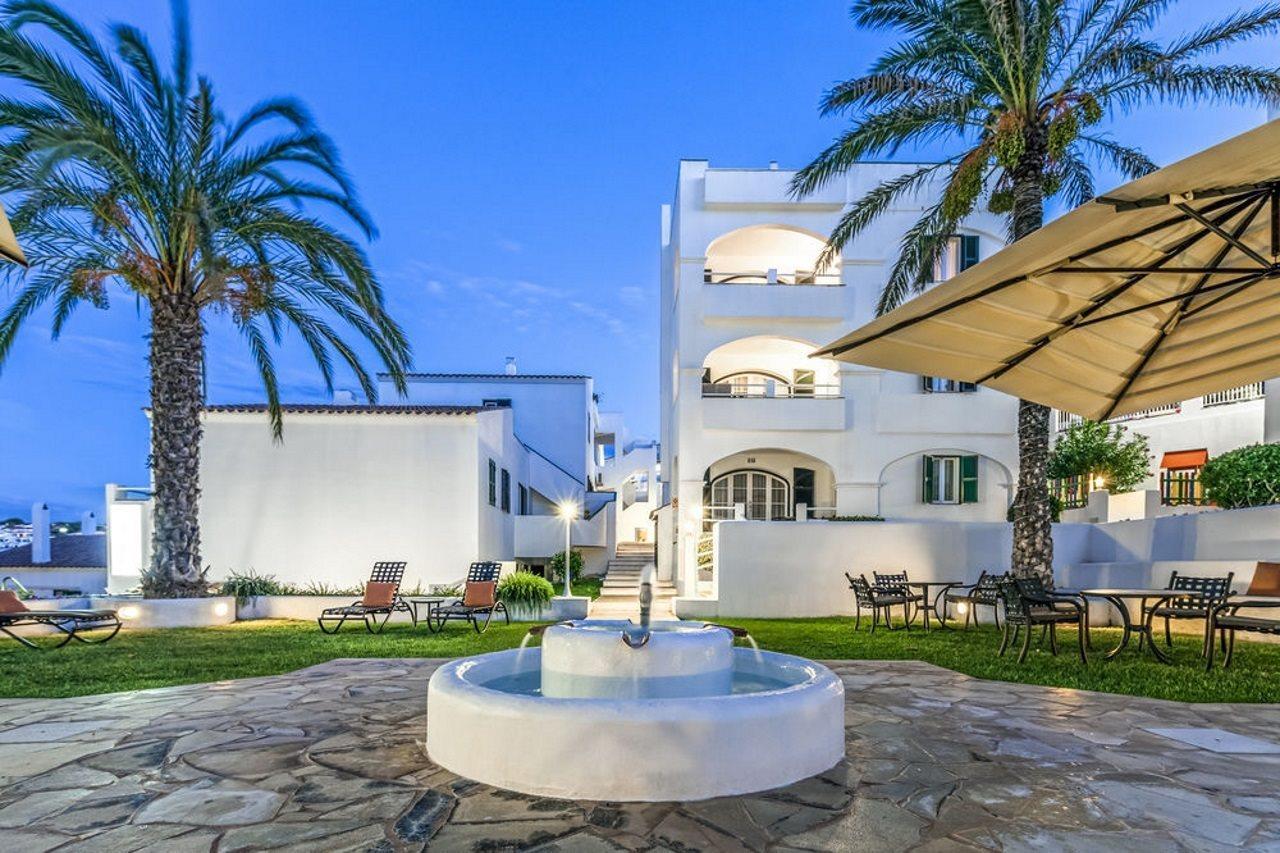 White Sands Beach Club Arenal d'en Castell Exterior photo
